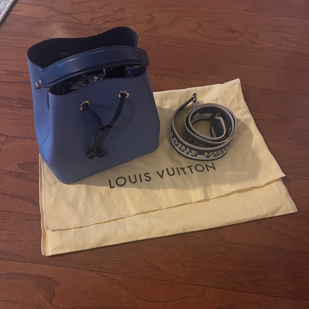 Louis Vuitton NeoNoe Handbag Epi Leather with Logo Jacquard Strap BB